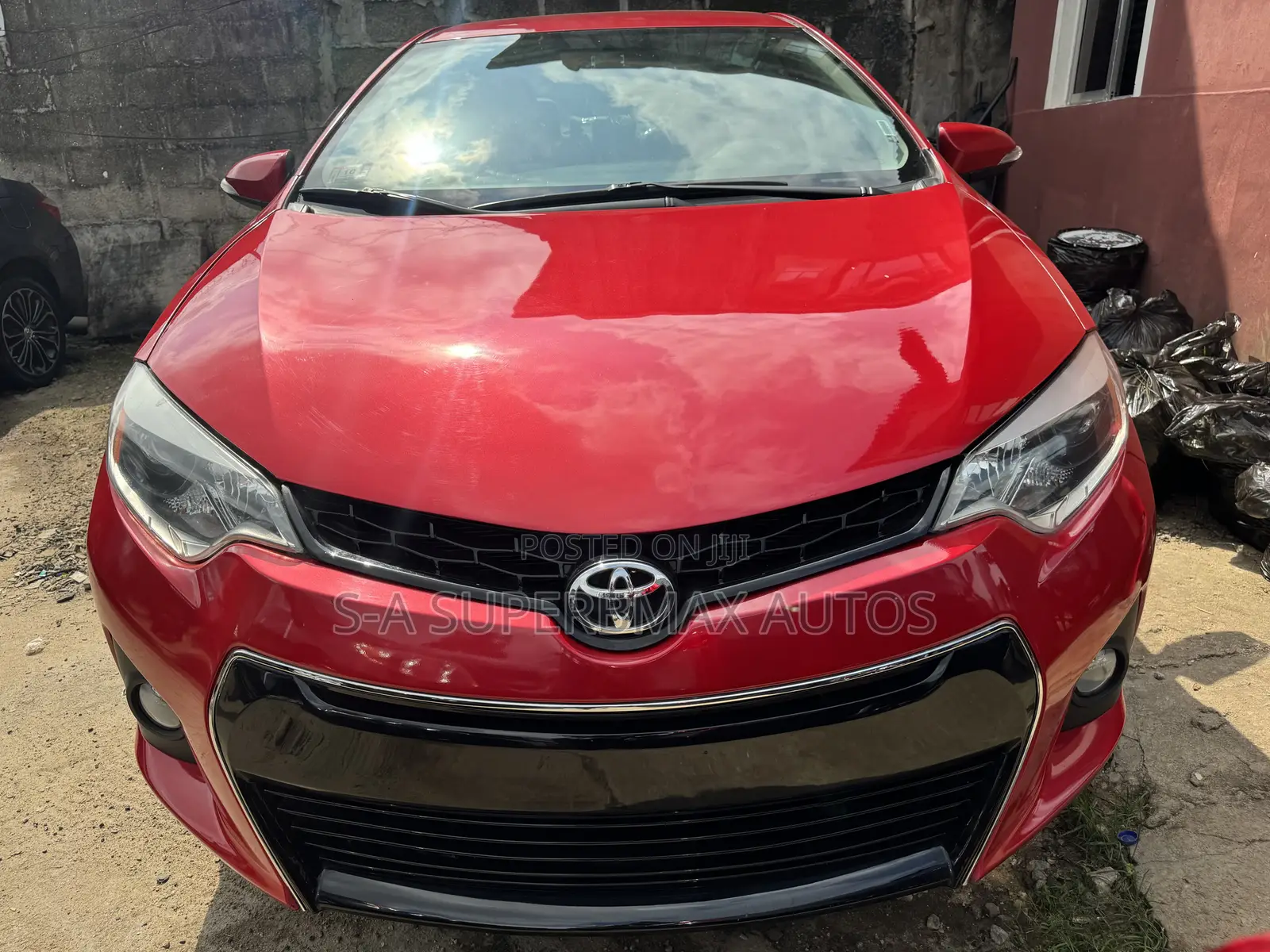 Toyota Corolla 2015 Red