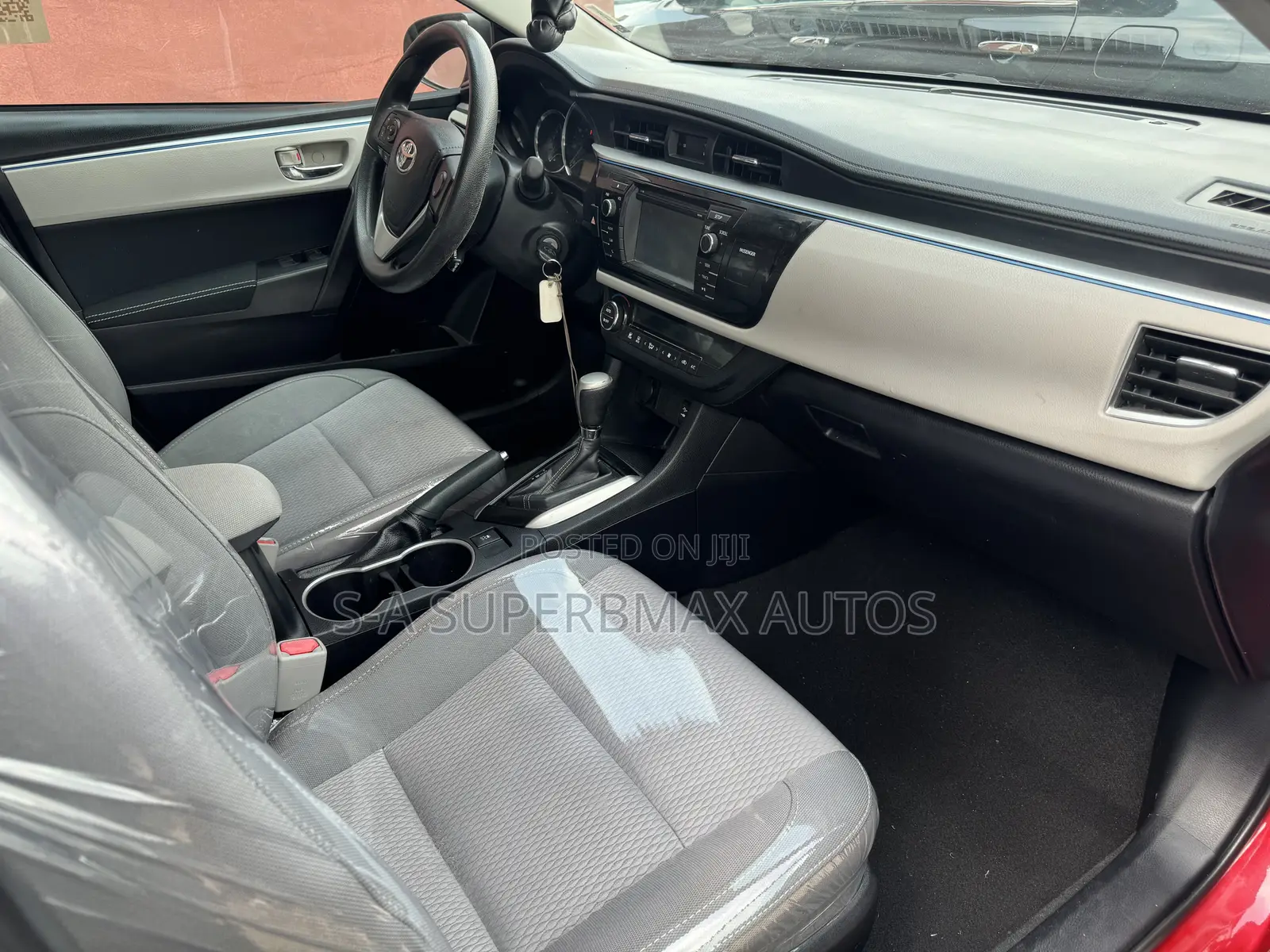 Toyota Corolla 2015 Red