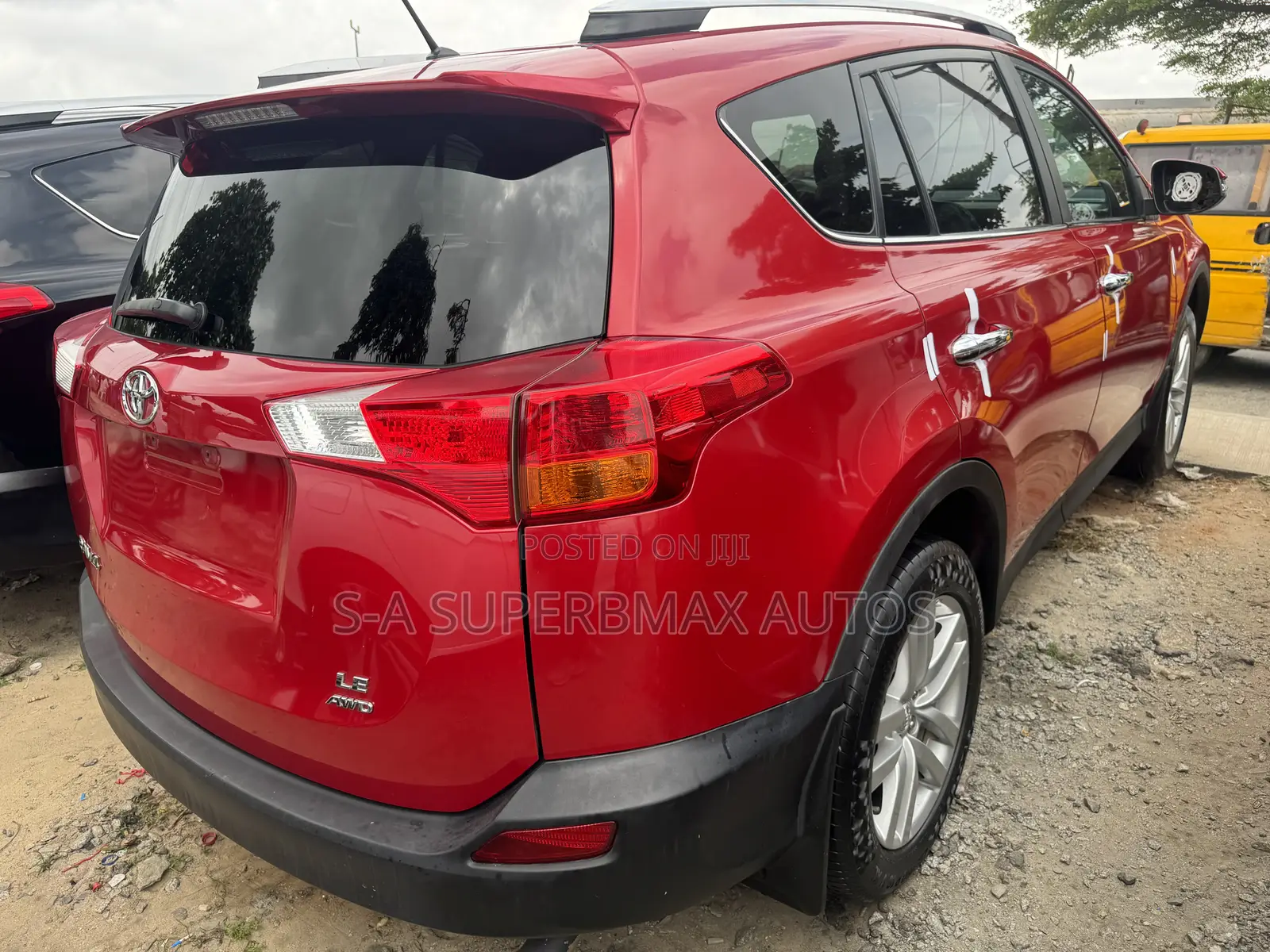 Toyota RAV4 2014 Red