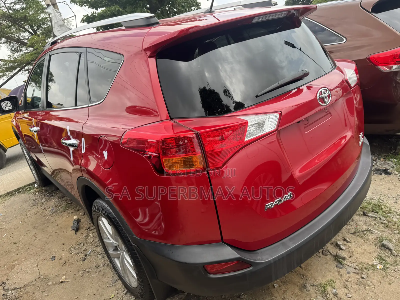 Toyota RAV4 2014 Red