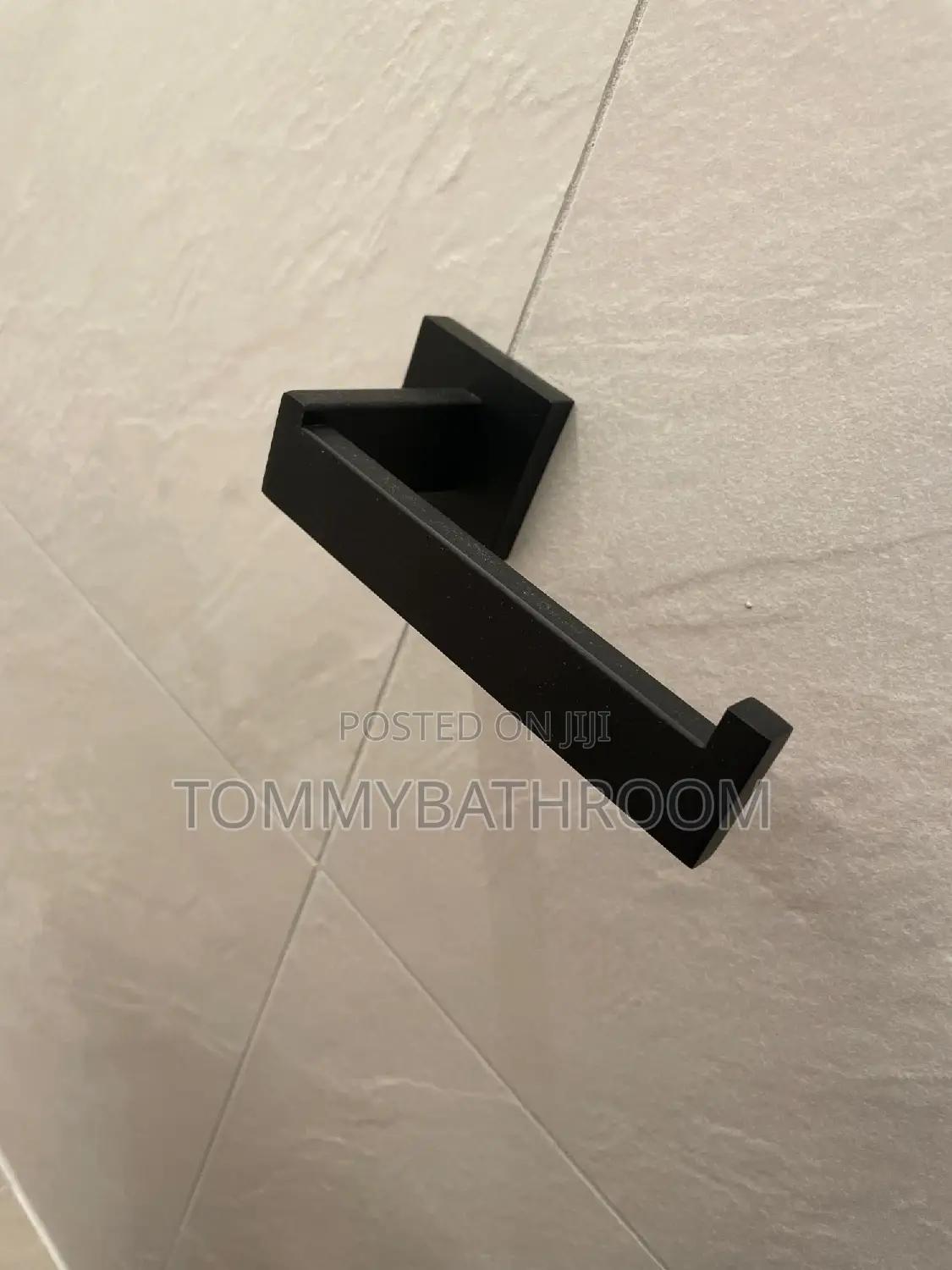 Tissue Holder