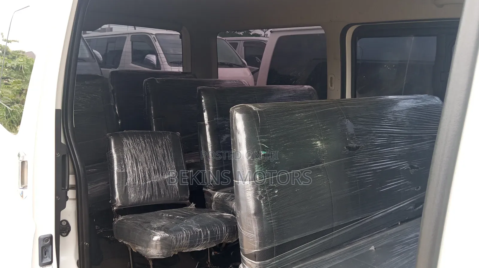 Toyota HiAce 2012 White