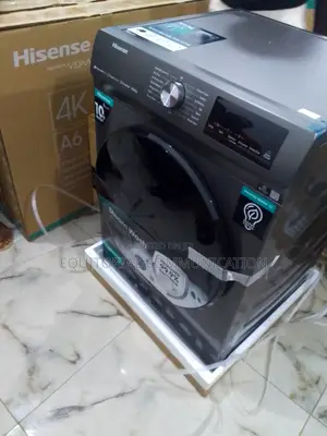 Classic Hisense 10kg Wash and Dry Front Load Washing Machine