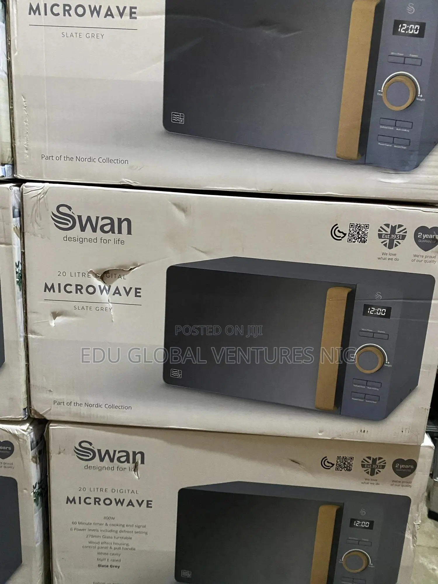 Swan Digital Display Microwave 800watts.