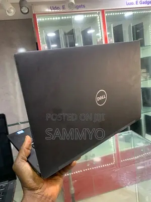 Laptop Dell Latitude 5300 16GB Intel Core i5 SSD 512GB