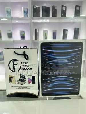Photo - New Apple iPad Pro 11 (2020) 512 GB Silver