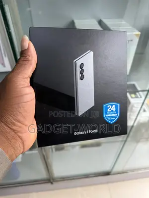 New Samsung Galaxy Z Fold6 256 GB Silver