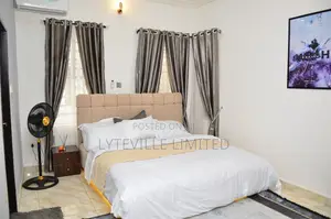 Single Room, Shared Apartment