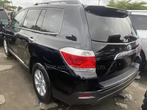 Toyota Highlander 2011 Black
