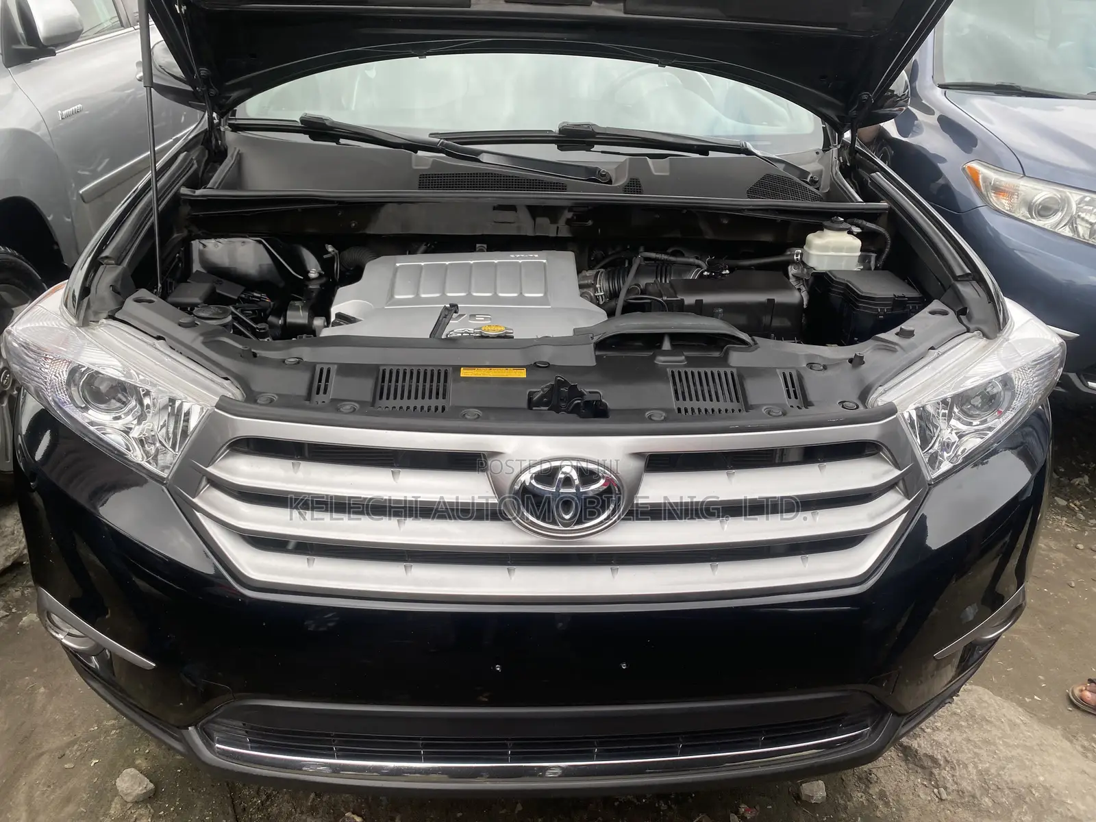 Toyota Highlander 2011 Black