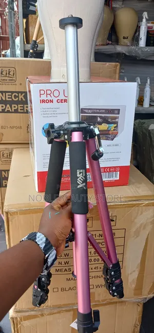 Gex Professional Tripod Wig Stand