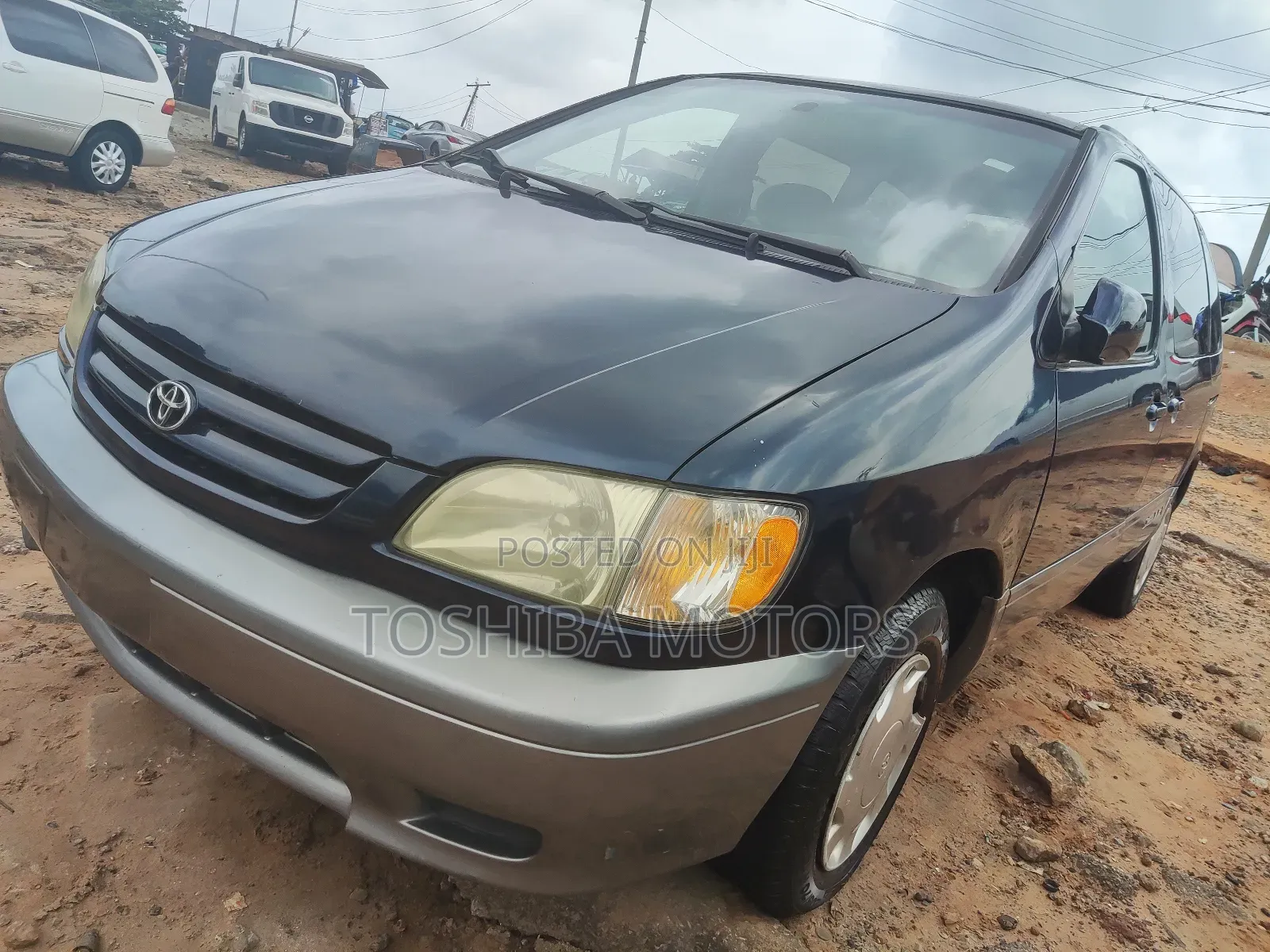 Toyota Sienna 2000 Blue