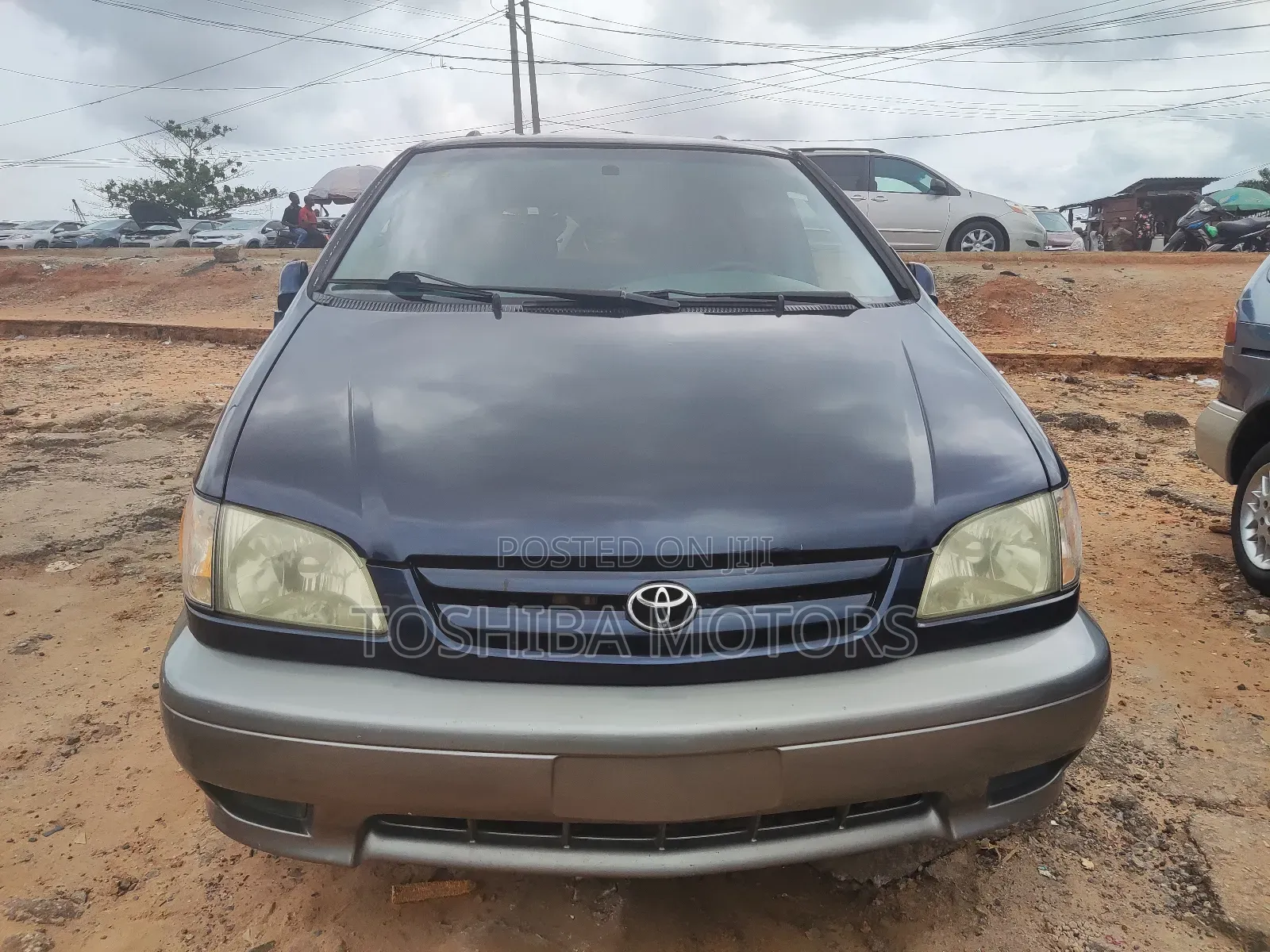 Toyota Sienna 2000 Blue