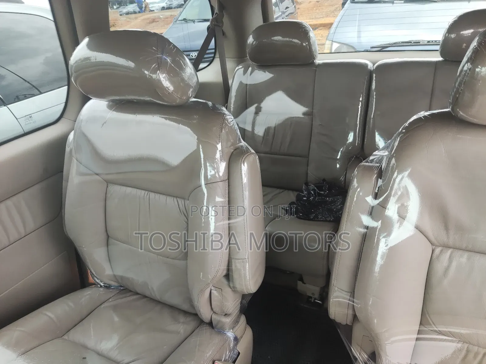 Toyota Sienna 2000 Silver