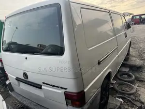 Volkswagen Transporter 1999 White