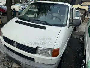 Volkswagen Transporter 1999 White