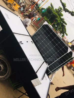 Brand New 550w Solar Panel