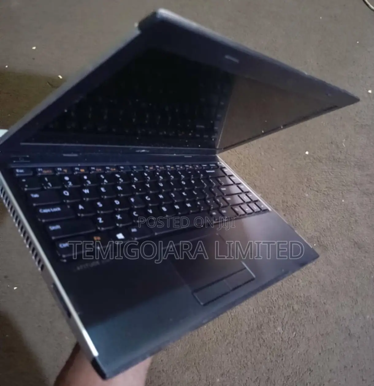 Laptop Dell Latitude E3330 4GB Intel Core i5 HDD 500GB