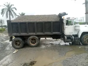 Trucking of Chippings