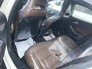 Mercedes-Benz GLA-Class 2017 White