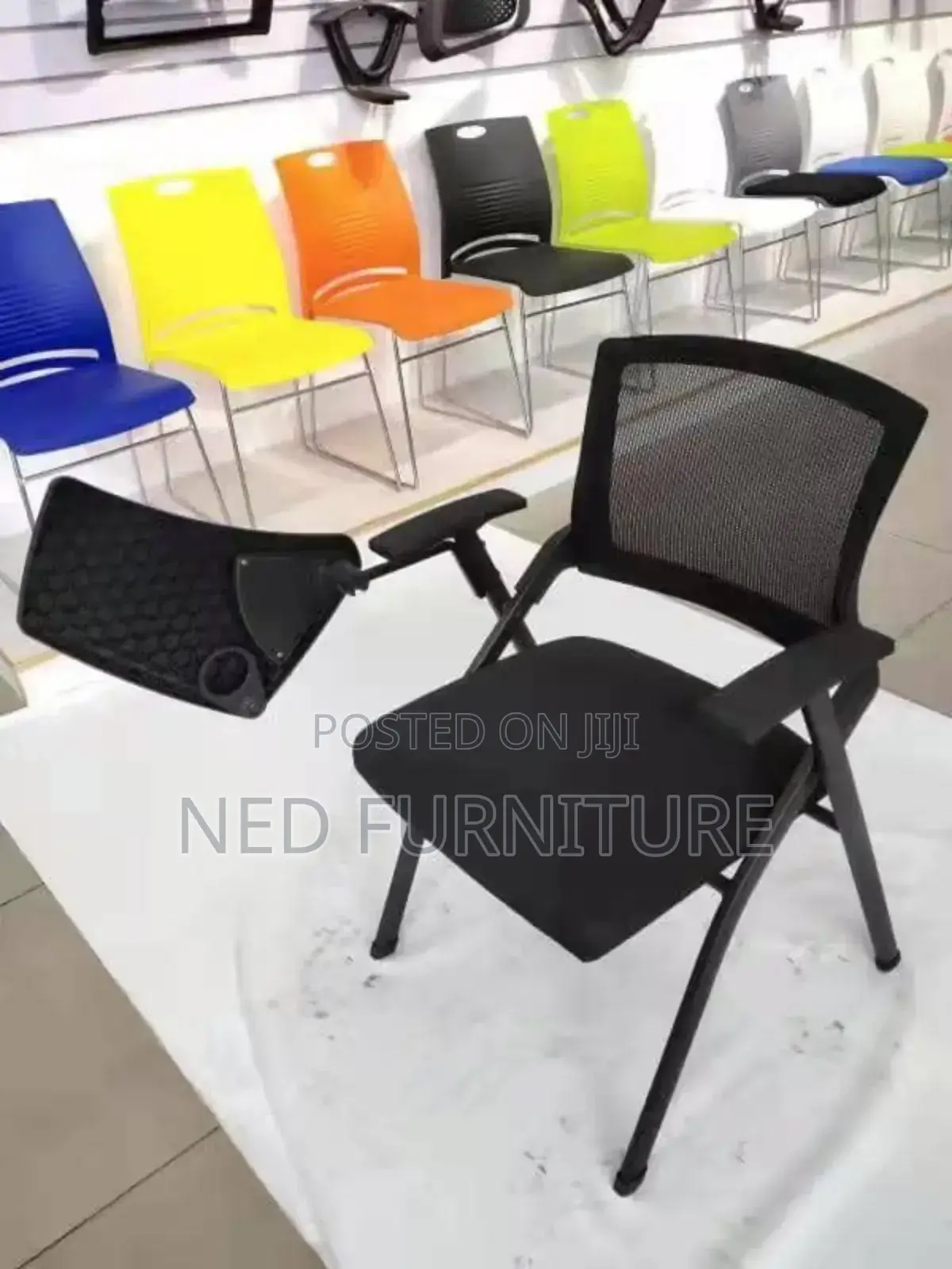 Quality Office Chiar