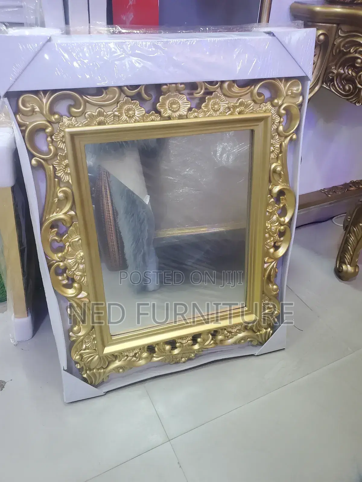 Quality Imported Small Mirror