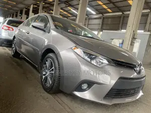 Toyota Corolla 2016 Gold