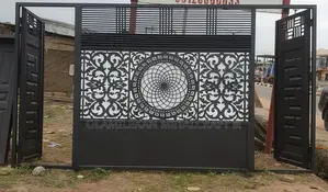 Double Pedestrian Door Rolling/Sliding Gate