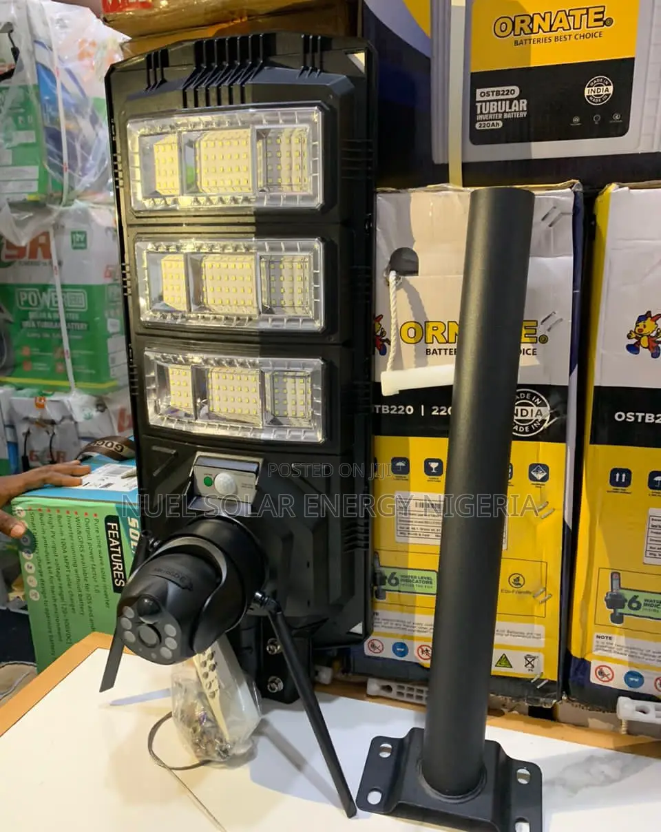Original 450wsolar Camera+Lighting 2in1