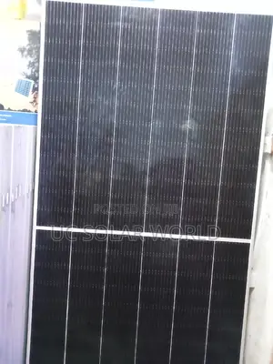 Jinko 600w Panel Half Cut