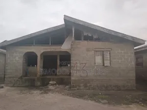 3bdrm Bungalow in Afribank, Igando-Oloja for sale