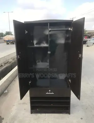 32 Inch Wardrobe