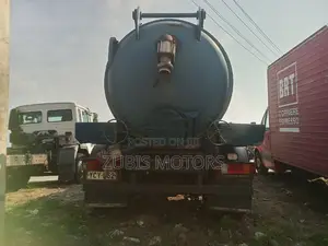Mercedes Truck 1820