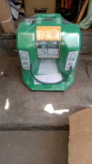 14-Gallon (53ltrs) Eye Wash Station