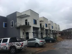 4bdrm Townhouse/Terrace in Aviation City Estate, Kiami for Sale
