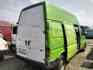 Ford Transit 1999 Green