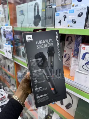 JBL Wireless 2 Microphone System With Dual-Channel Receiver