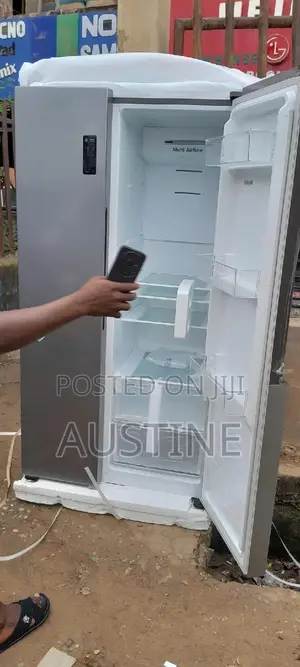 Brand New Hisense 514L Side-by-Side Refrigerator>External>