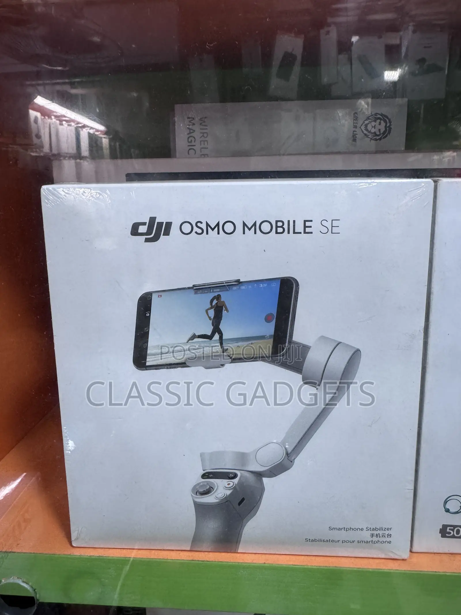Dji Osmo Mobile Se 3-Axis Gimbal With Tracking 6.0