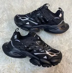 Top Quality Adidas Sneakers 41/45