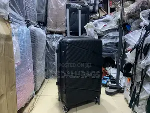 Medium Size Quality Unbreakable Black Travel Luggage