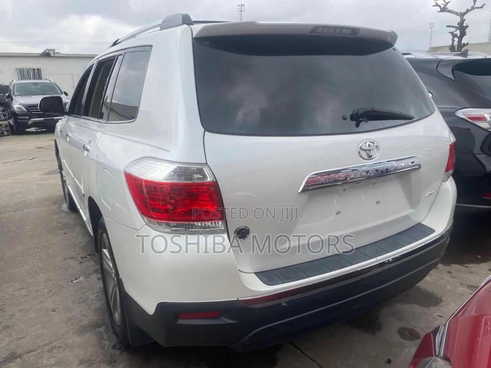 Toyota Highlander Limited 2012 White