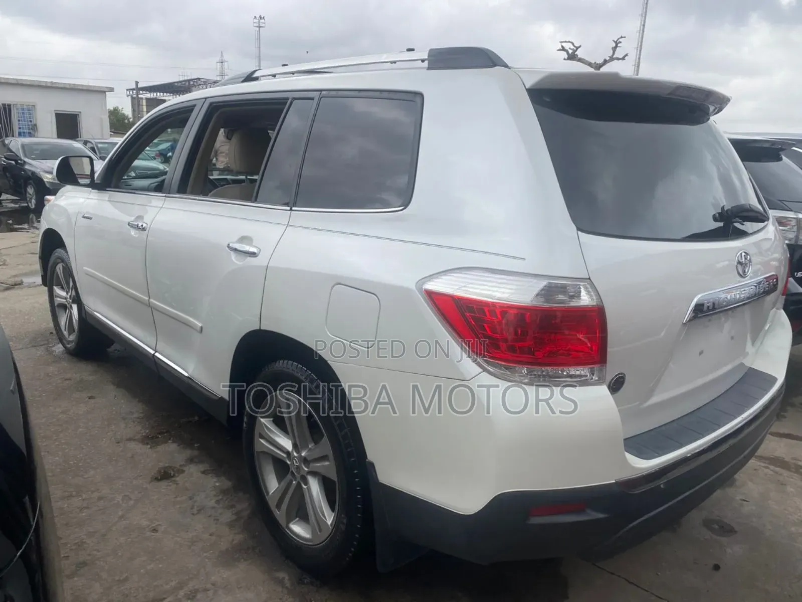 Toyota Highlander Limited 2012 White