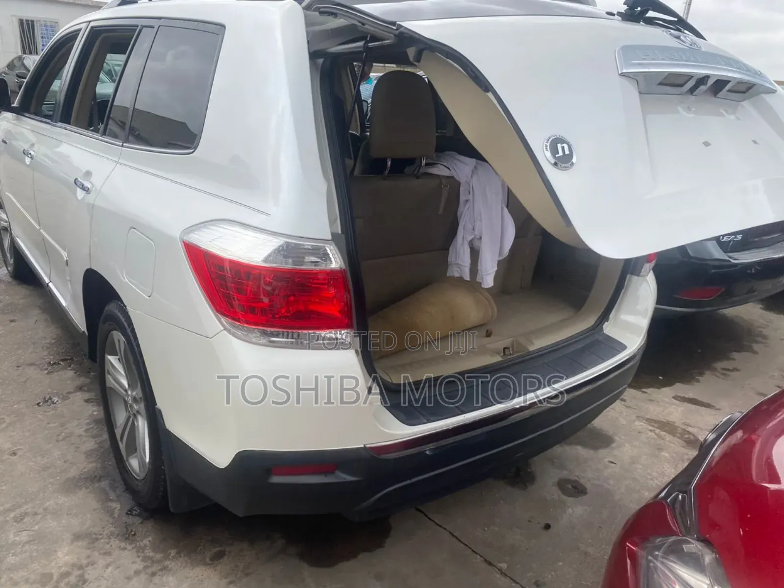 Toyota Highlander Limited 2012 White