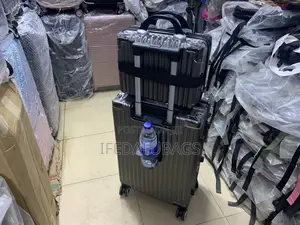 2n1 Quality Aluminium Travel Luggage With Plastic Holder