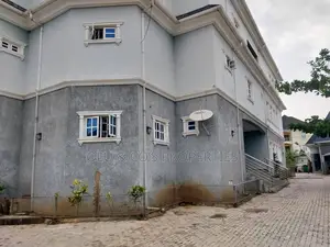 9bdrm Maisonette in Jahi for rent