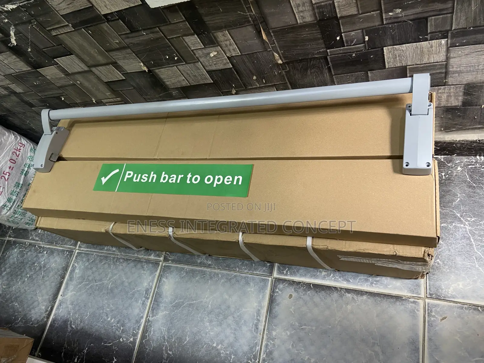 Push Bar to Open Panic Device