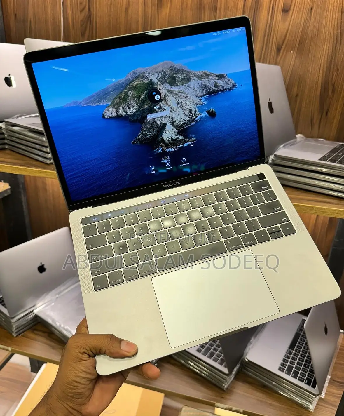 Laptop Apple MacBook Pro 2017 16GB Intel Core I7 SSD 512GB