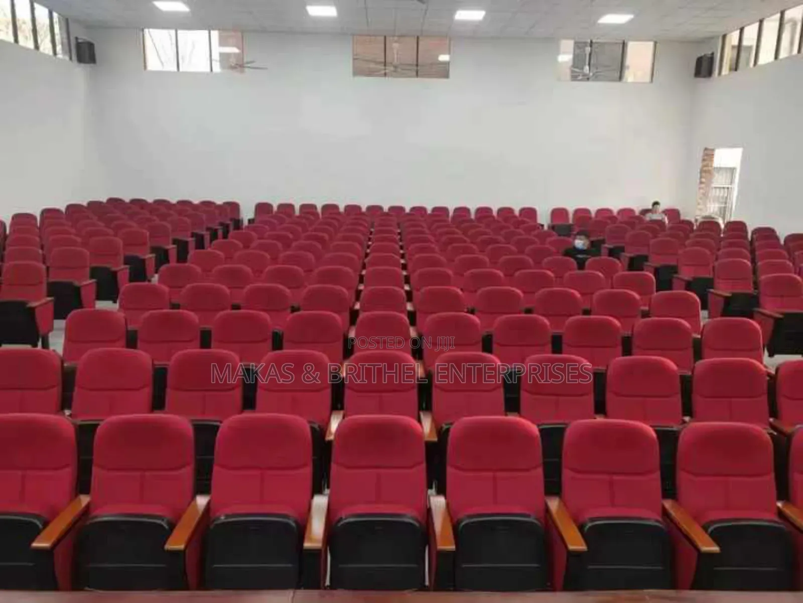 Auditorium Chairs With Writing Pads