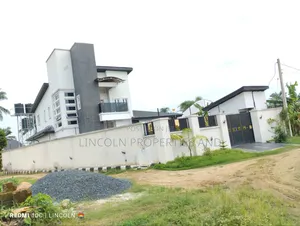 4bdrm Duplex in Stadium Road, Uyo for sale